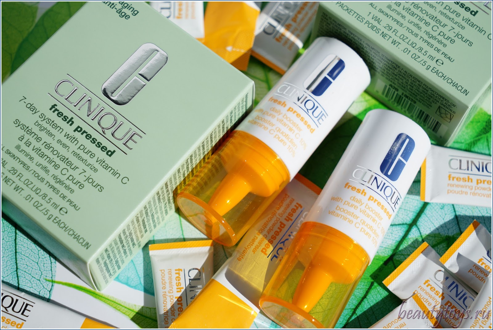 косметолог. пилинг для лица 7 days. J:on скраб. девушка с пенкой на лице. гель clinique для проблемной кожи anti-blemish solutions.