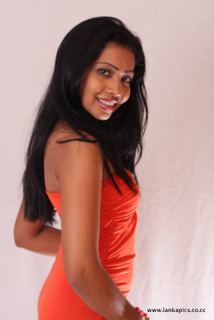 Sri Lankan sexiest upcoming model Malithi Dhanushka Disanayake in short and tight red hot dress