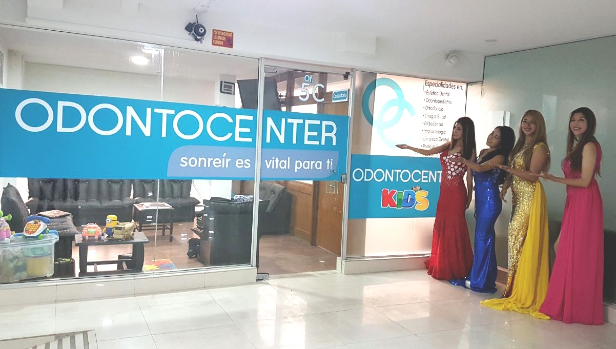 El moderno consultorio de Odontocenter en la Torre León Mall Center / ODONTOCENTER