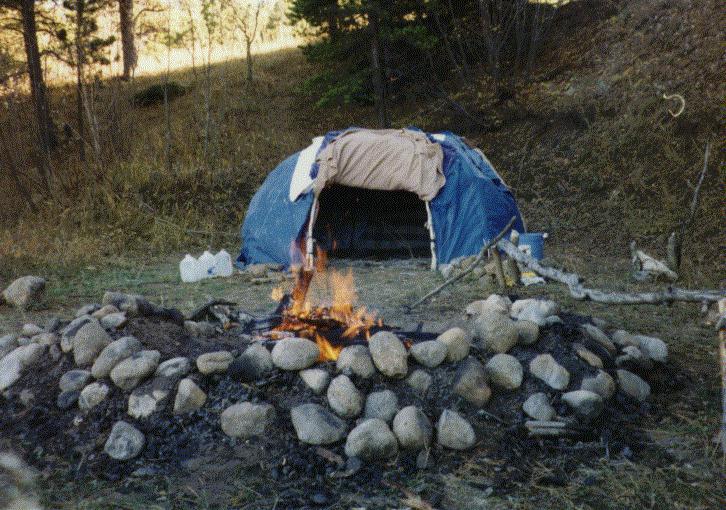 Old European culture Fulacht fiadh sweat lodge?