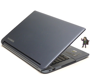 Toshiba UltraBook U940 Core i5 Dual VGA