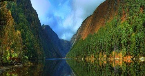ShowMe Nan: Mountain Lake - Glendalough Ireland