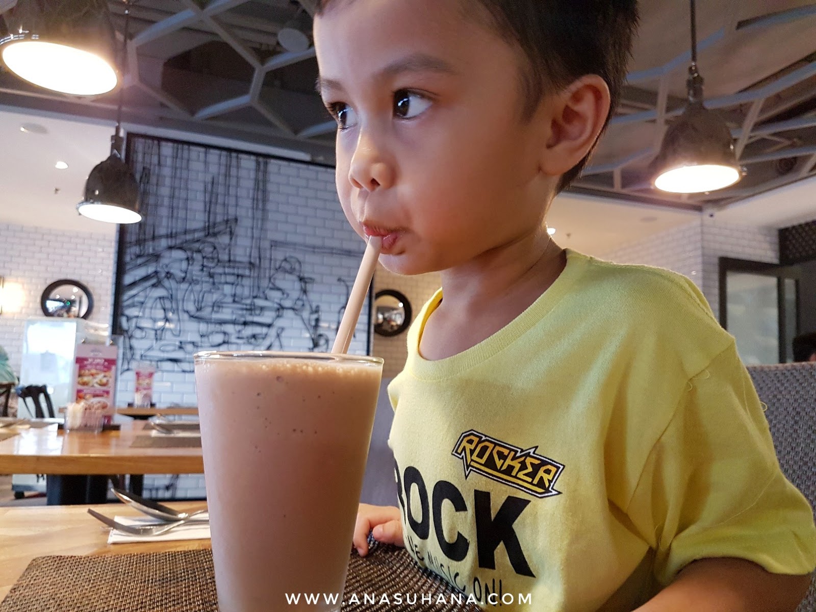 Melur and thyme nu sentral