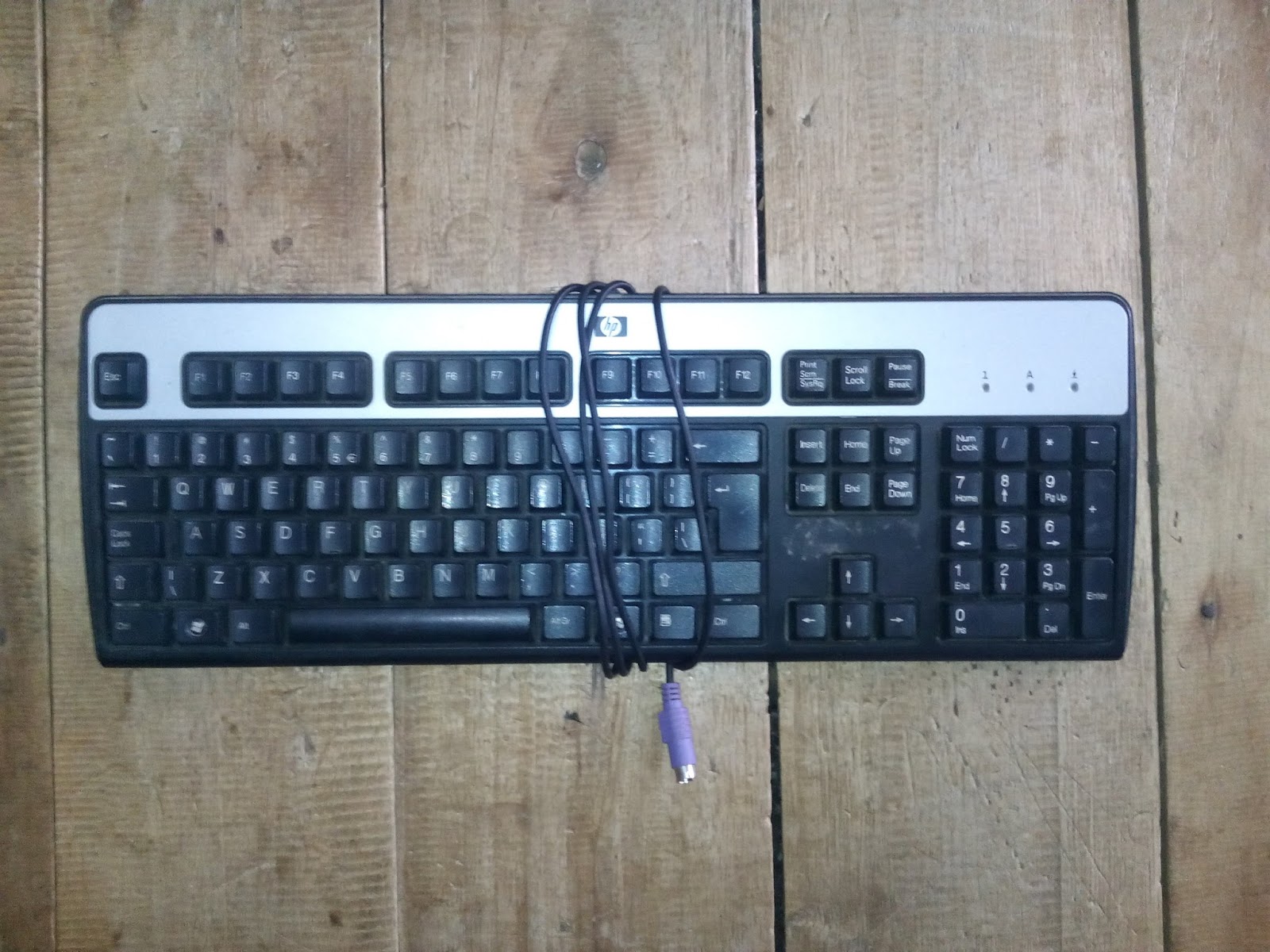 Contoh Laporan Merakit Komputer