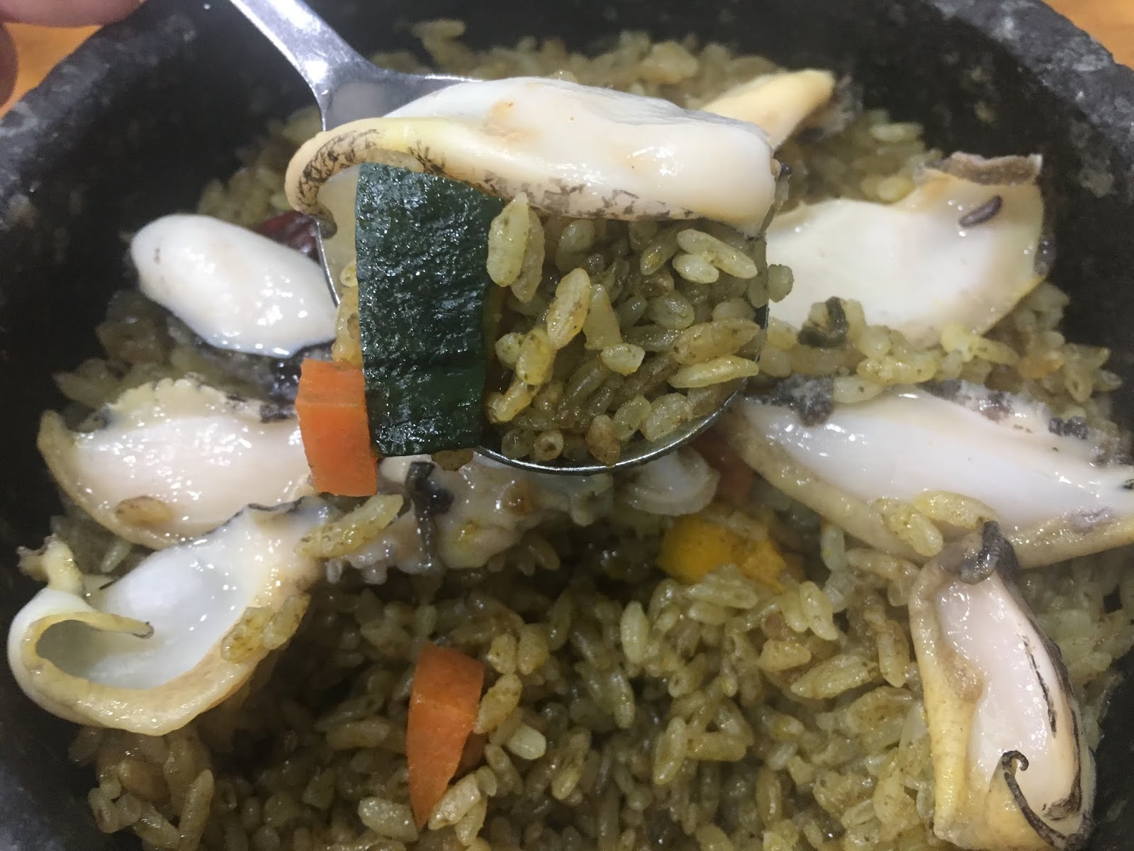 Myeongjin Jeonbok Abalone Restaurant (명진전복), Serving Extremely Fresh