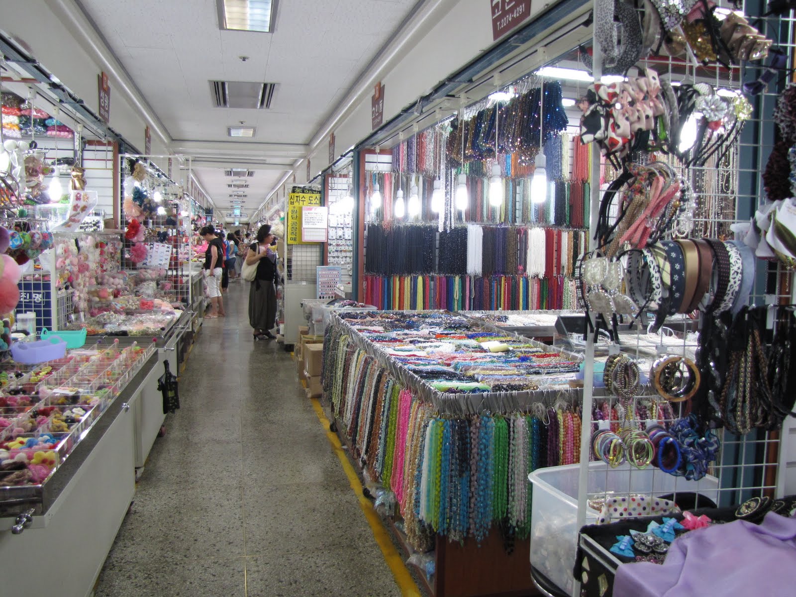 Seoul Searchin'... Paradise Found 동대문 종합시장 (Dongdaemun Market)