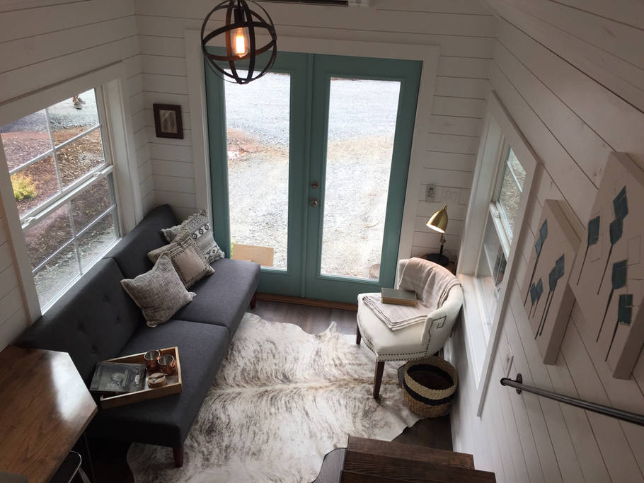 Greer Tiny House Retreat [ TINY HOUSE TOWN ]