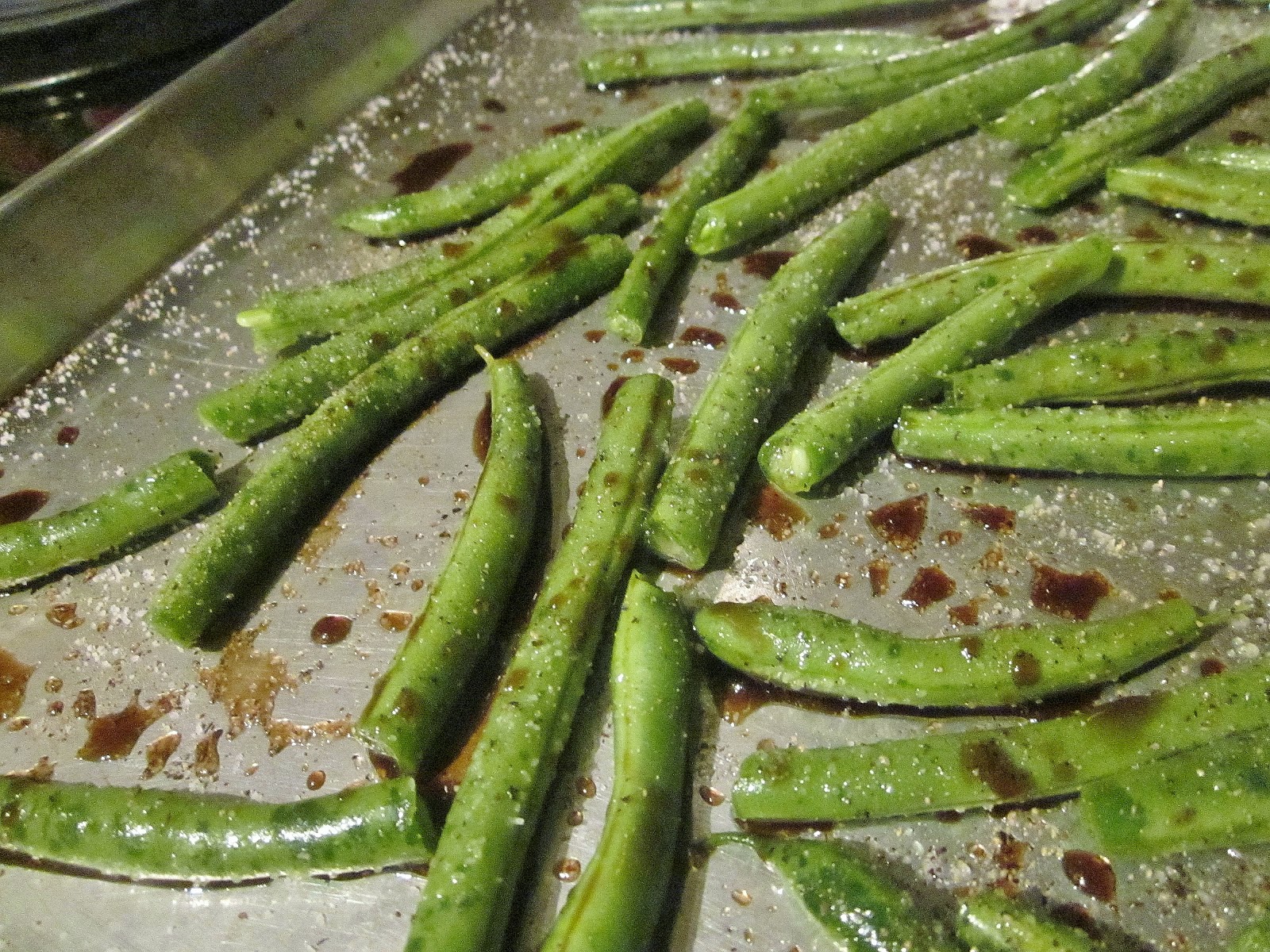 Dimples & Delights OvenRoasted Balsamic Green Beans