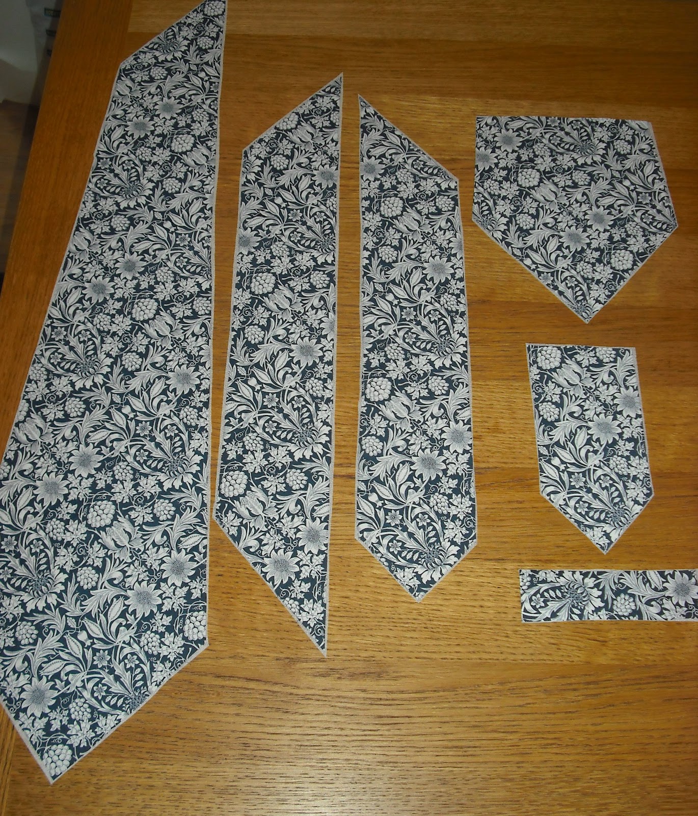 Pins and Needles: Tie-tastic!