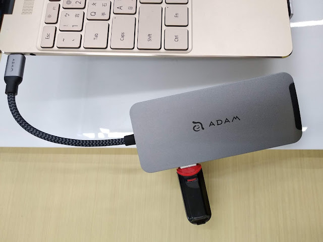 【輕薄筆電的好跟班】ADAM 亞果元素 CASA Hub A08 USB-C 八合一多功能轉接器