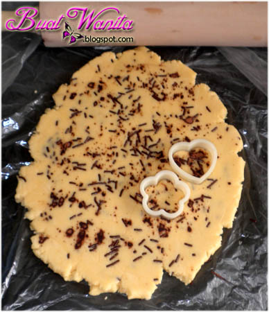 Resepi Biskut Chocolate Rice & Chips Sukatan Cawan - Buat 