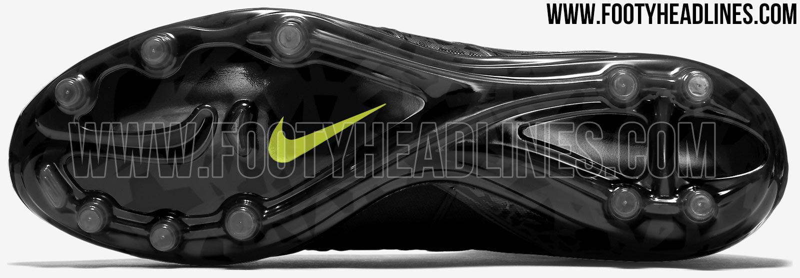nike hypervenom phantom 2 black