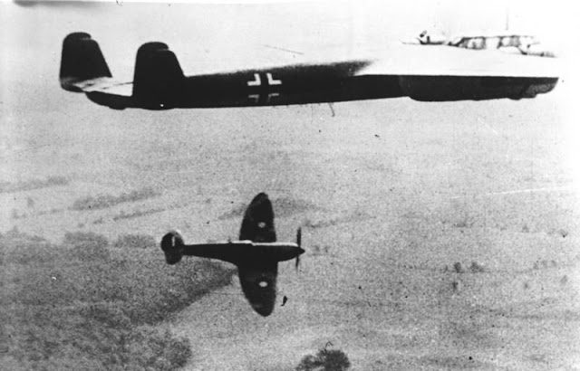 31 October 1940 worldwartwo.filminspector.com Spitfire Dornier Do 17