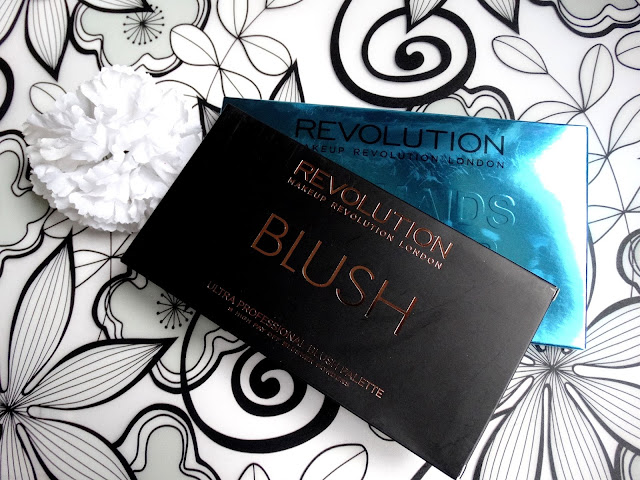 MakeUp Revolution palety Ultra Blush i Ultra Eyeshadows