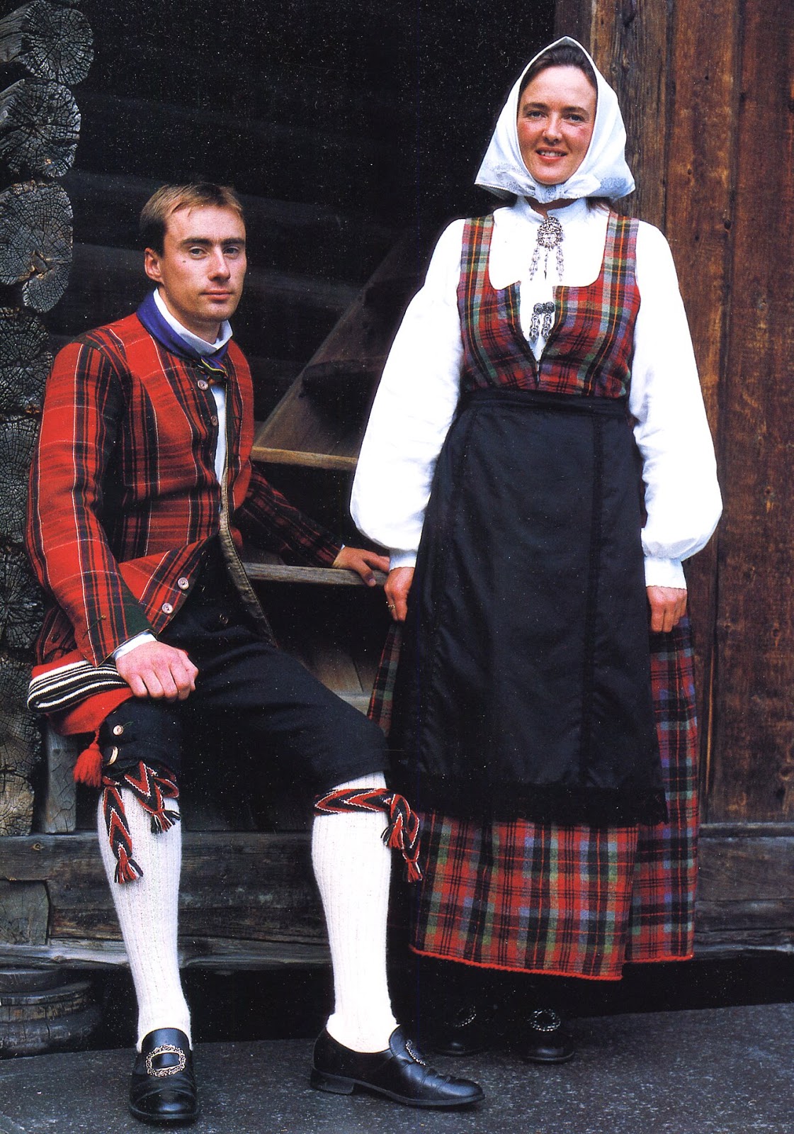 бюнад народный костюм норвегии. бюнад норвегия мужской. бунад норвегия. национальный костюм норвегии. норвежка бюнад.