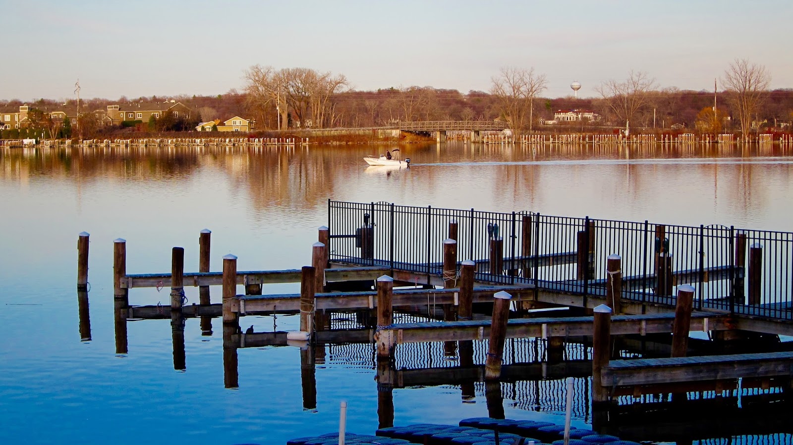 Excelsior Bay, a sunny evening in March.