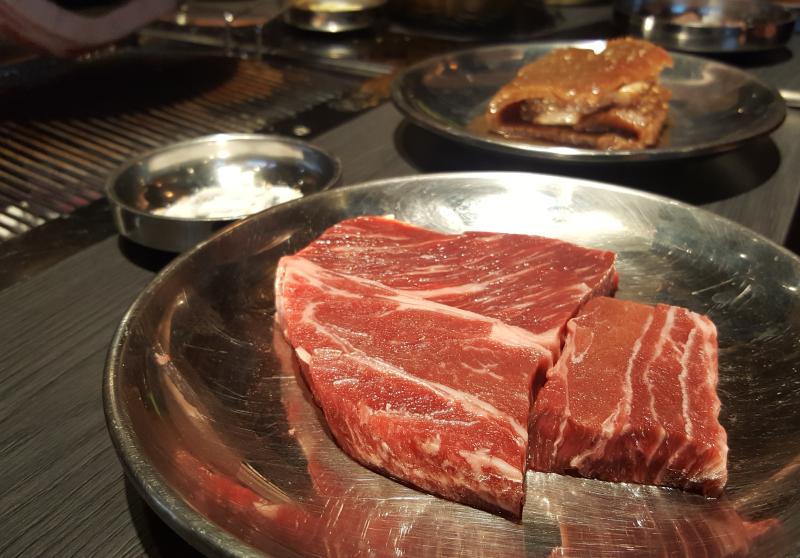 Purple Taste [Seoul] Myeongdong Korean Beef Village BBQ 明洞京城炭火烧烤