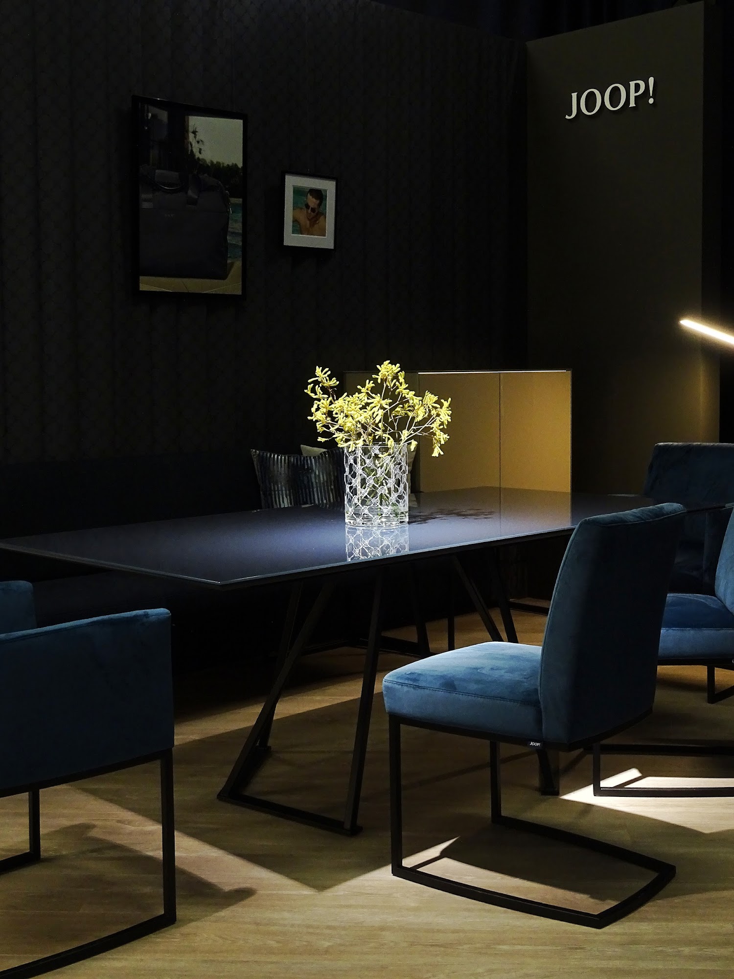 Impressionen und Trends von der Internationalen Möbelmesse 2018 in Köln - Messetour mit Blogst Lounge - Joop Living - http://mammilade.blogspot.de Impressionen und Trends von der Internationalen Möbelmesse 2018 in Köln - Messetour mit Blogst Lounge - Joop Living - http://mammilade.blogspot.de