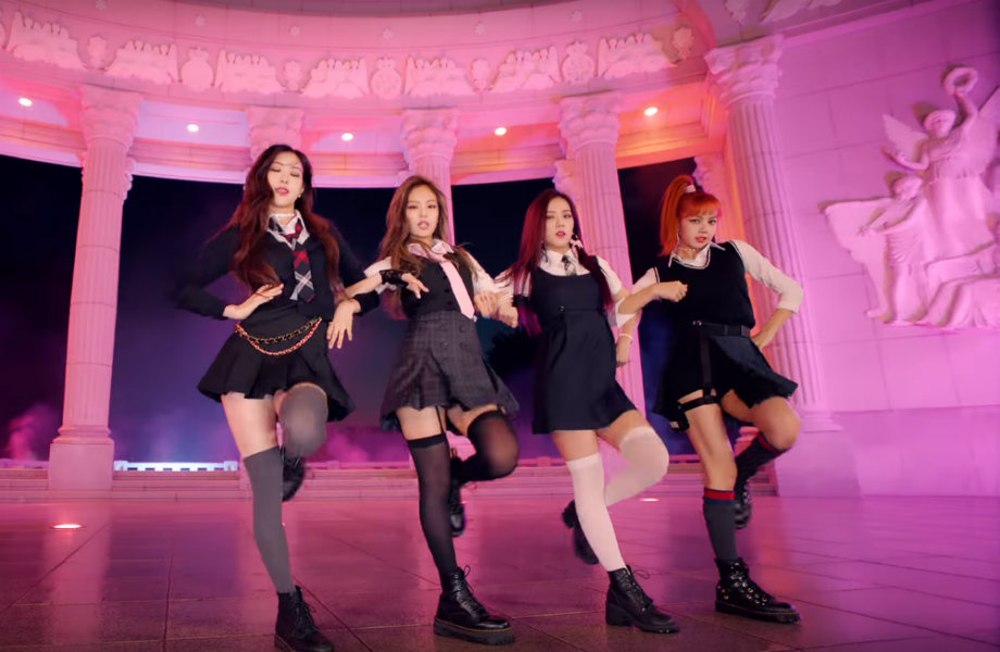 Дженни as if its your last. Блэк пинк. As if it's your last от blackpink. Блэк пинк as if it's your last. Blackpink as if it s your last.