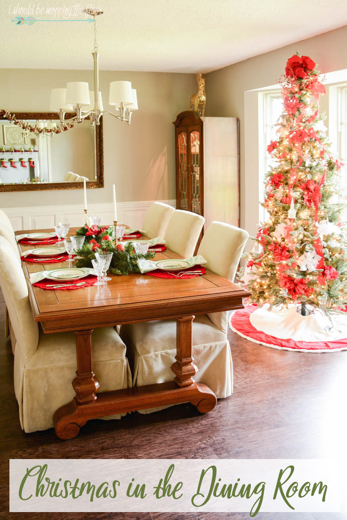 Christmas Decor In The Dining Room Tree Giveaway I Should Be Friday November 18 2016