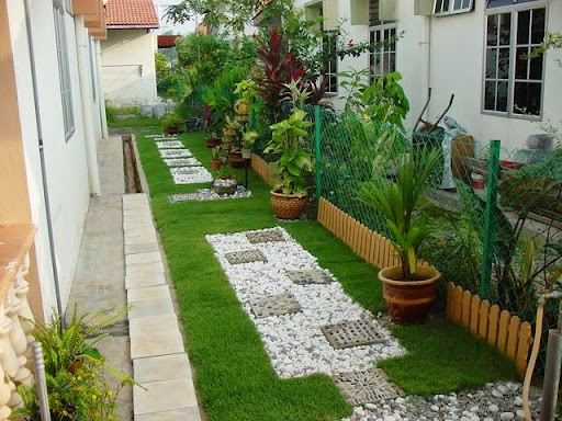 Making small and low budget landscape in backyard