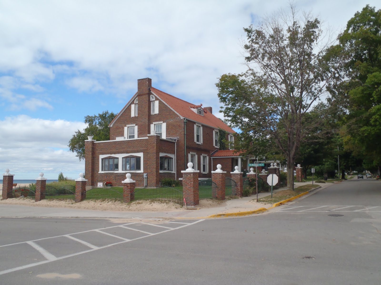 Little House Well Done The Homes of Frankfort, Michigan