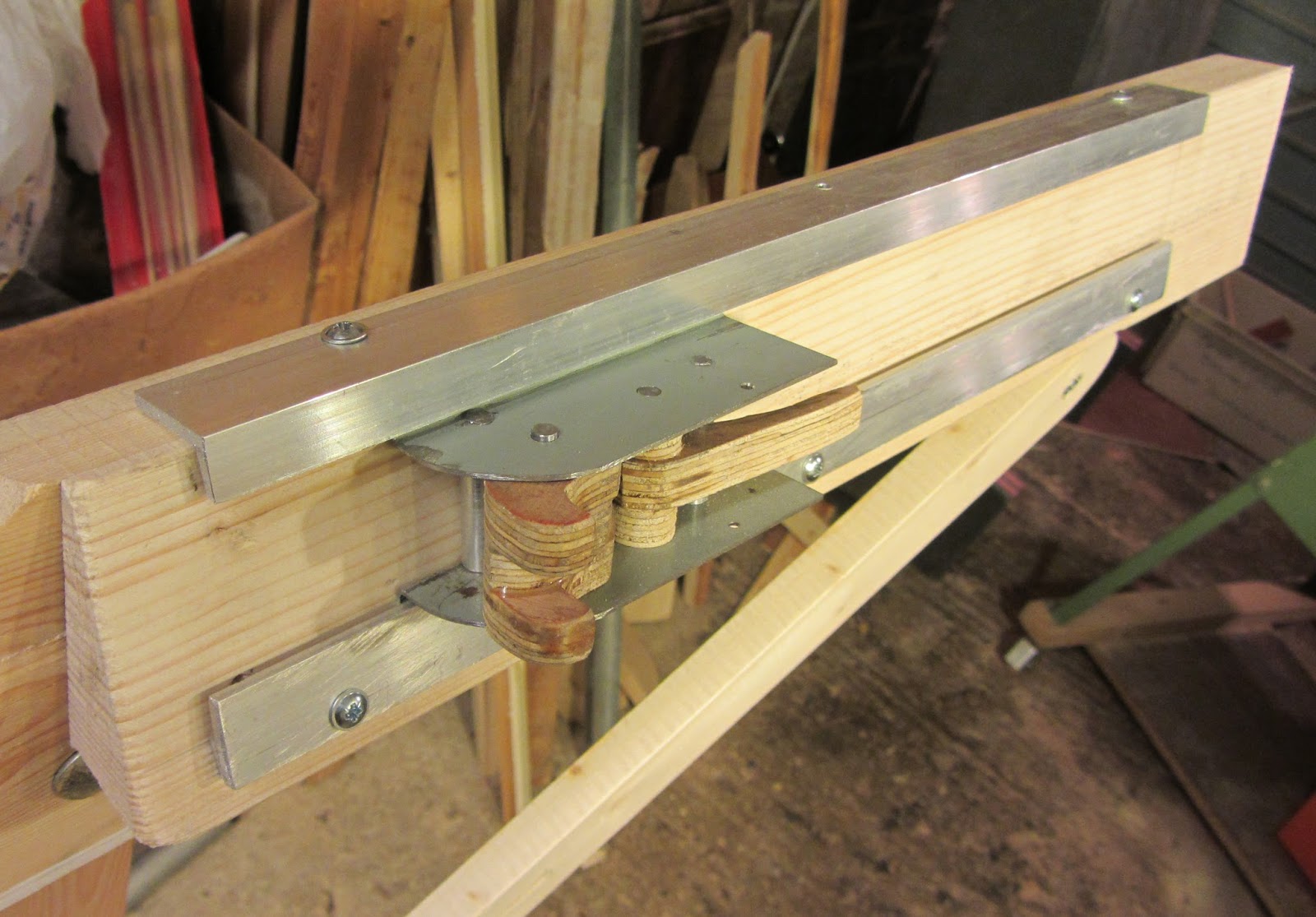 Sliding Mechanism Design