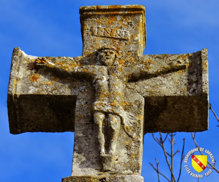 FLAVIGNY-SUR-MOSELLE (54) - Croix monumentale (XVIIIe)