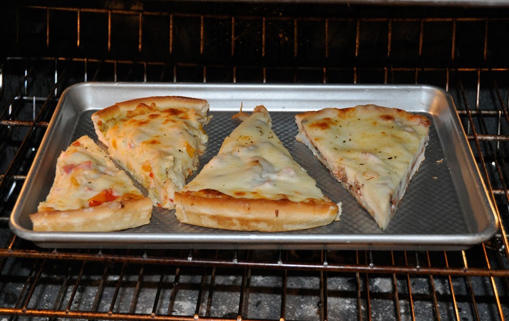 Maple Macaroni: How to Reheat Pizza
