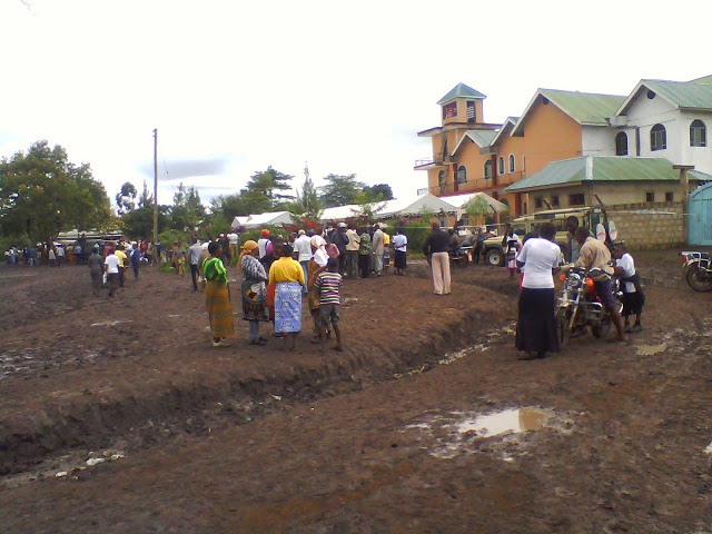Updates: Tukio la Mlipuko wa Bomu katika Ufunguzi wa kanisa la St. Joseph Parokia ya Olasiti Arusha