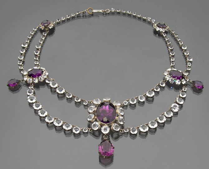 Vivien Leigh: costume jewelry