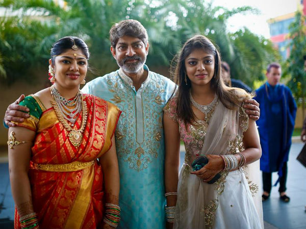 Actor Jagapathi Babu S Daughter Meghana Got Married To Nri Indian Celebrity Events It was also speculated that his relationship with soha ali khan was the reason behind his separation with meghna. actor jagapathi babu s daughter meghana