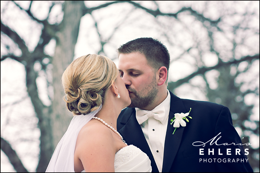 Lindsey And Joshs Wedding Preview 2 Maris Ehlers Photography Mep Photo Blog 