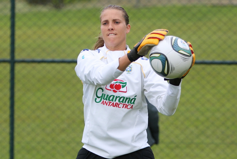 Beautiful Female Football Players: Thaís Ribeiro Picarte, international ...