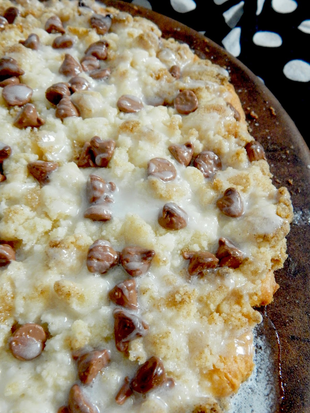 Chocolate Chip Cookie Dough Pizza Ally's Sweet & Savory Eats