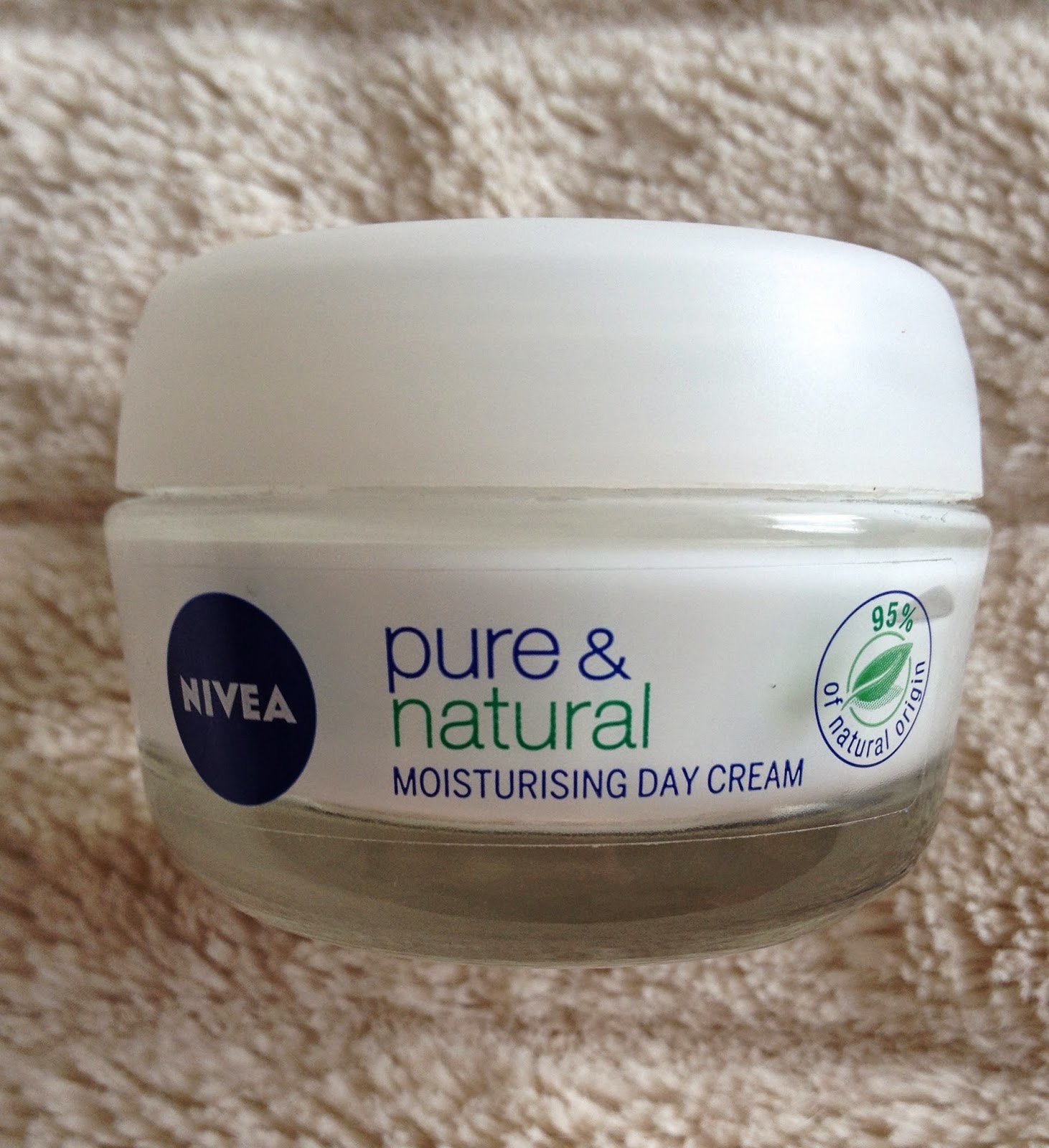 Imogen Carmel Nivea Pure & Natural Moisturising Day Cream // Review