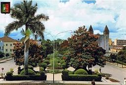 PLANALTO DA HUÍLA - SÁ DA BANDEIRA – PRAÇA DOS FUNDADORES.