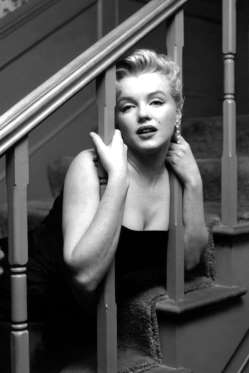 Rarely-Seen-Photos-Of-Marilyn-Monroe Marilyn-Monroe-At-Home