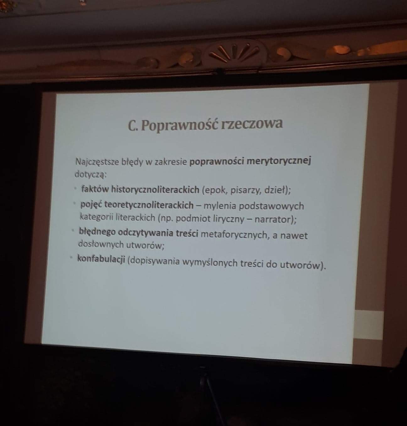 Jeżeli Porcelana To Wyłącznie Taka Wiersz HUMANIŚCI XXI: Poeci i porcelana...