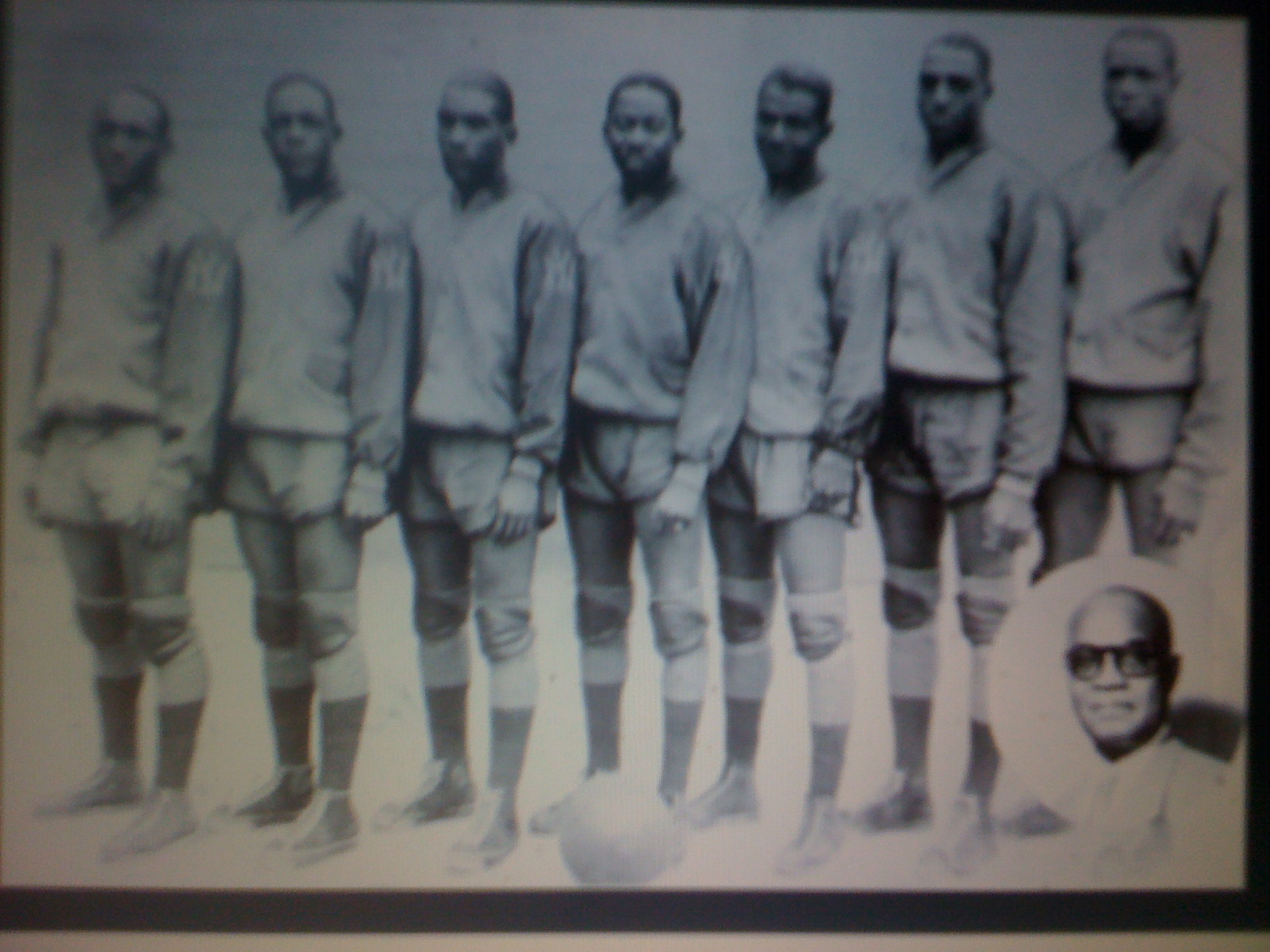 THE BLACK SOCIAL HISTORY:: BLACK SOCIAL HISTORY : THE FIRST AFRICAN