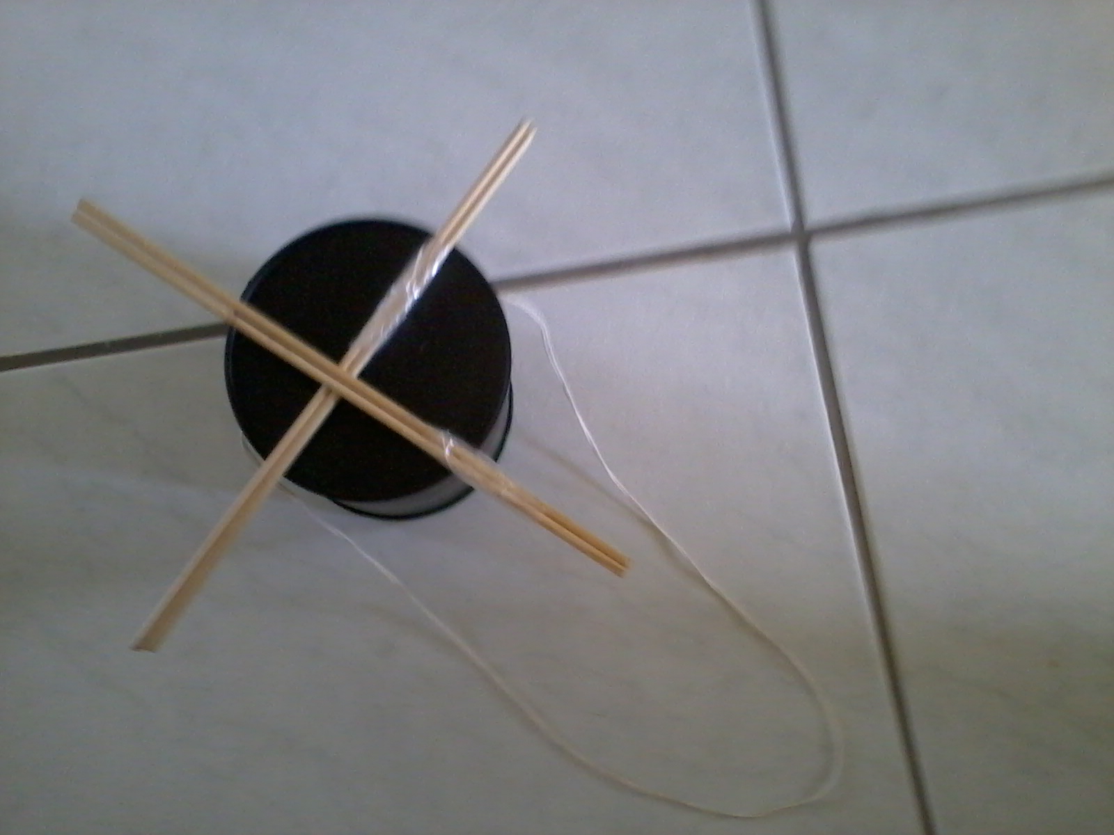 Recicla Verdes Tambor feito com lata de Nescau (foto)