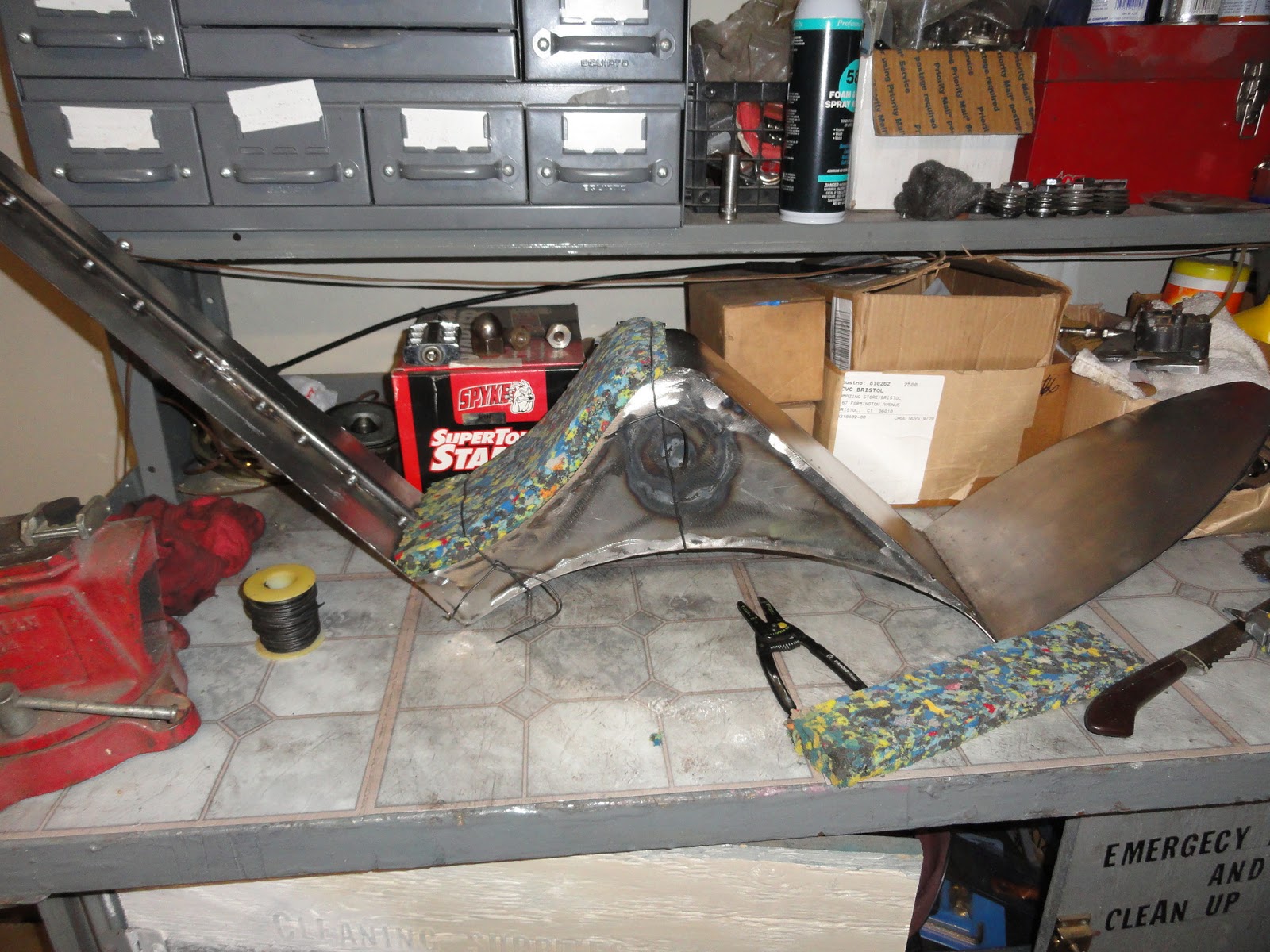 DCW Making a Chopper King/Queen seat from scratch!