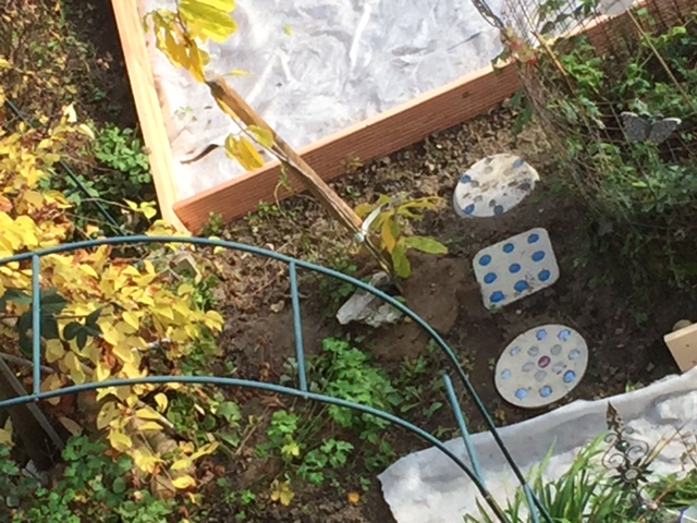 meintun : Betonplatten für den Garten