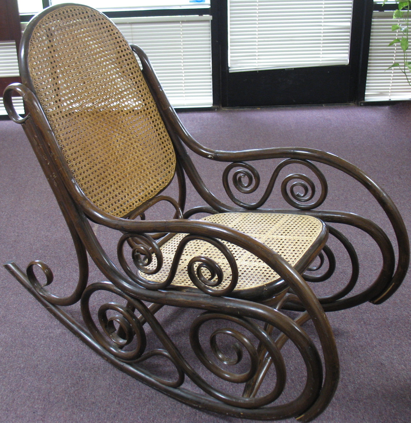 The Craftsman Bentwood Rocker Gets a New Fancy Weave