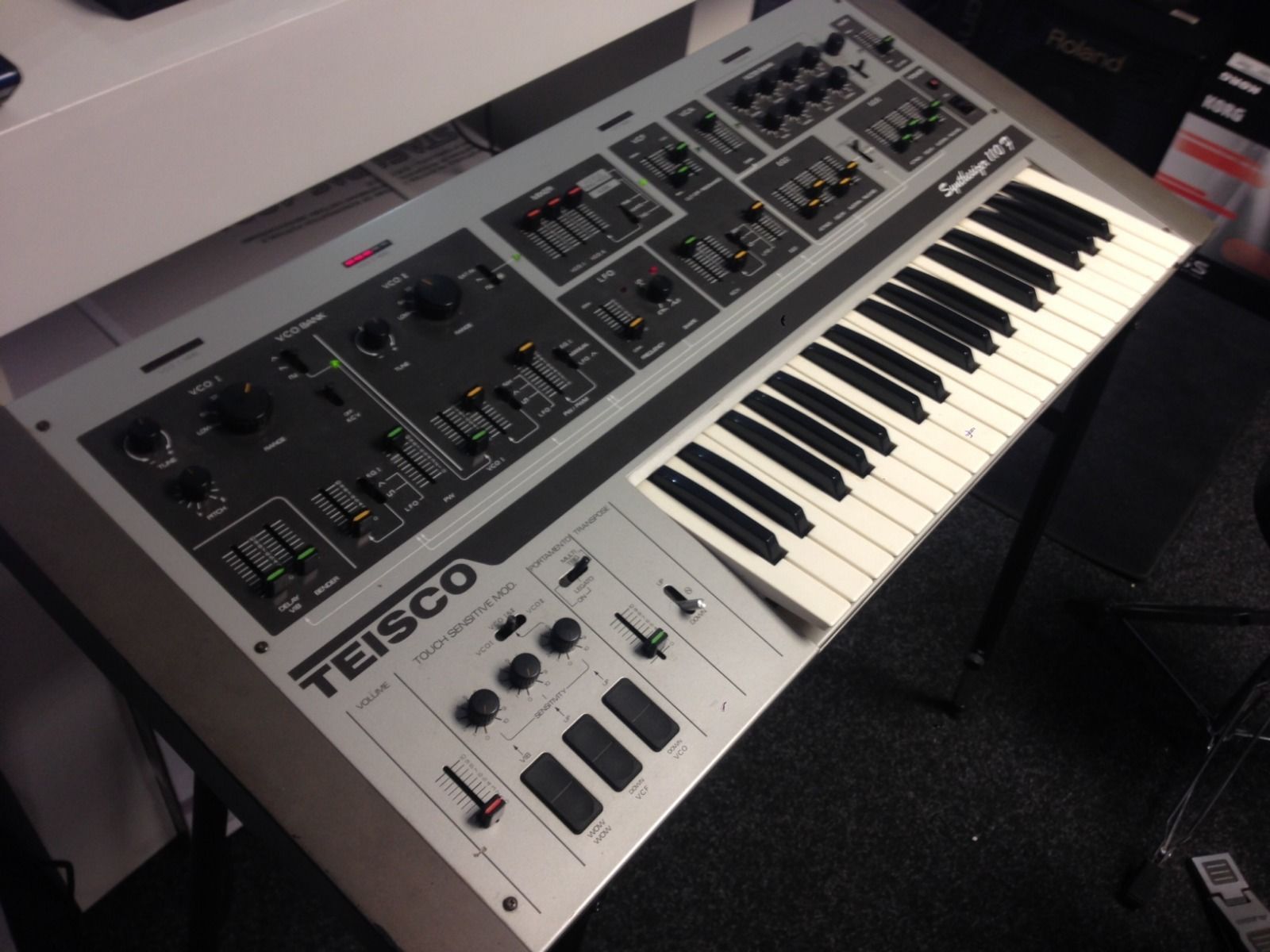 MATRIXSYNTH Teisco S110f Synthesizer Yazoo Chinese Detective Cover