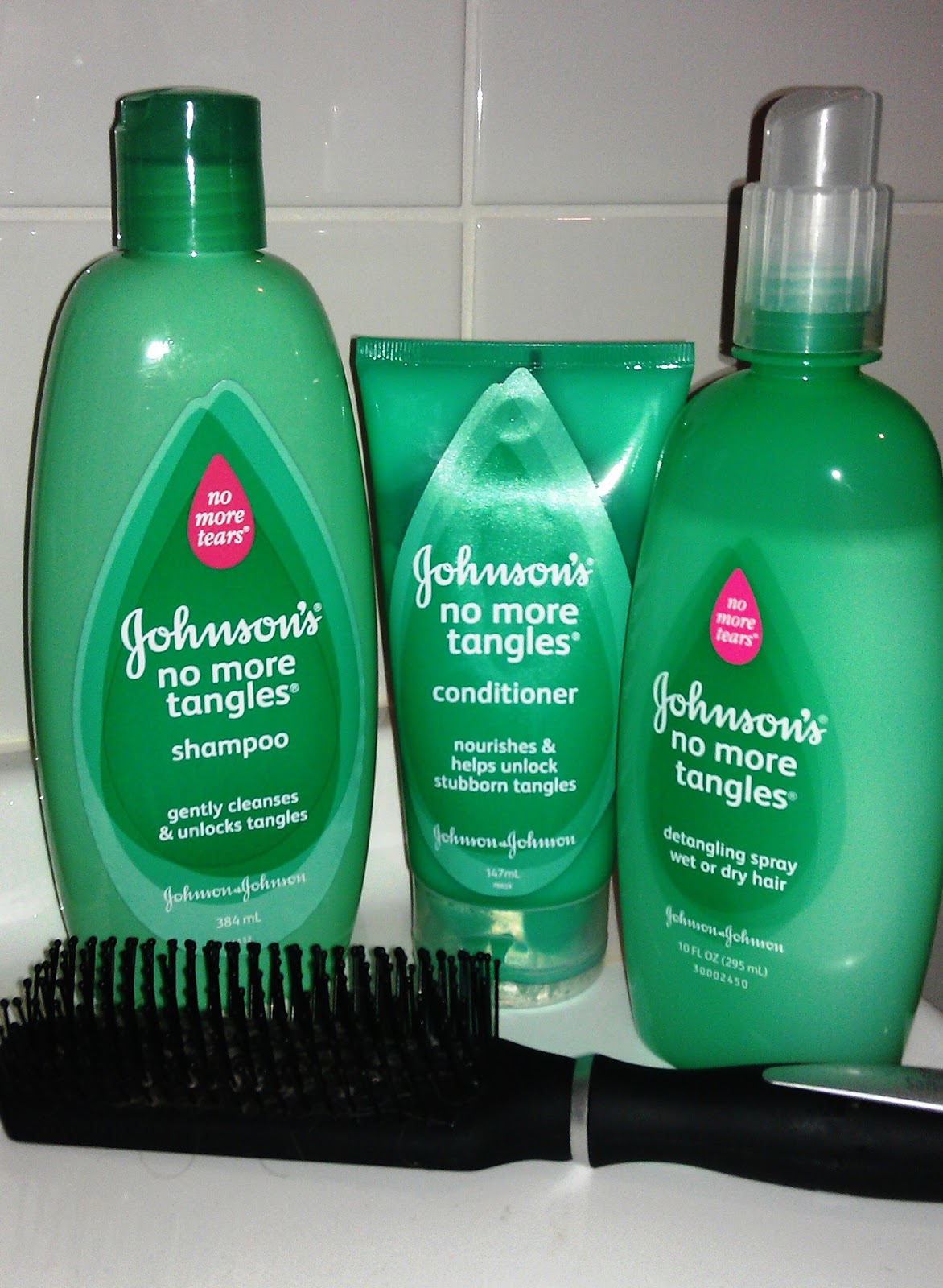 Off to the park Product review Johnson's No More Tangles range