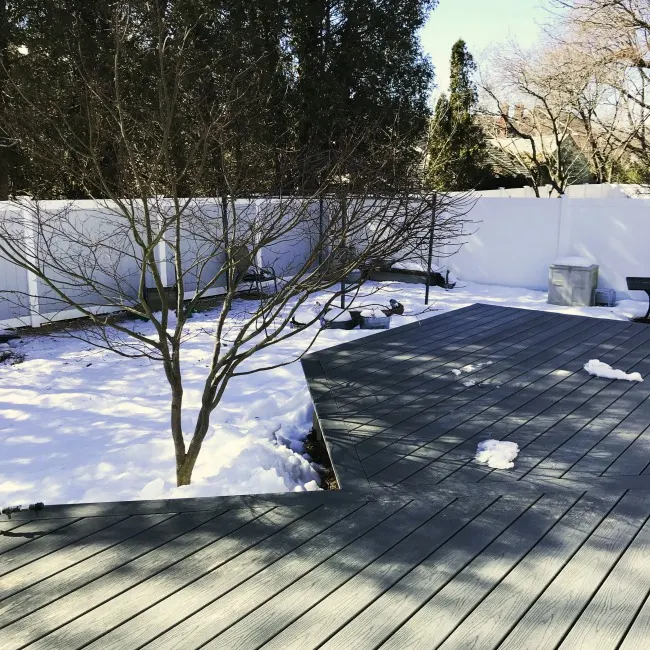 Deck design with snow