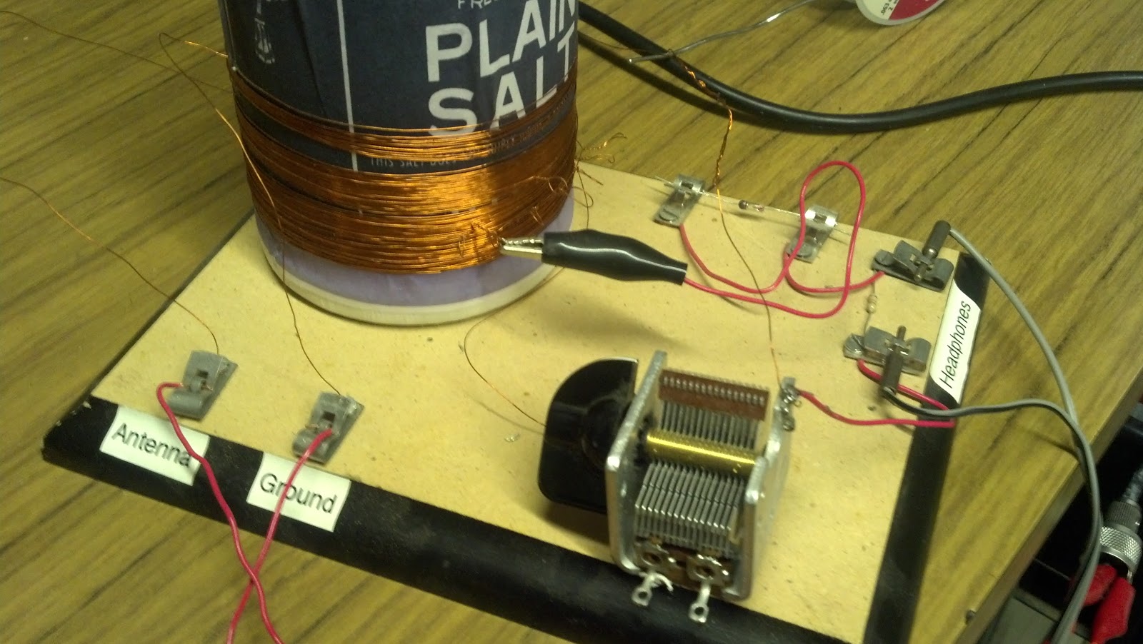 NJ2X Project Morton Salt Box Crystal Radio Repair (Part 1)