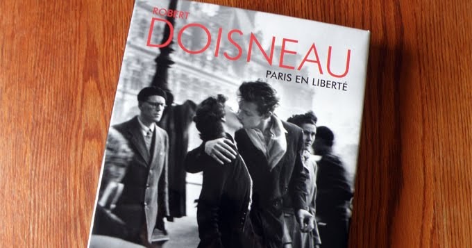 Nob: Book Review: Robert Doisneau - Paris en Liberté