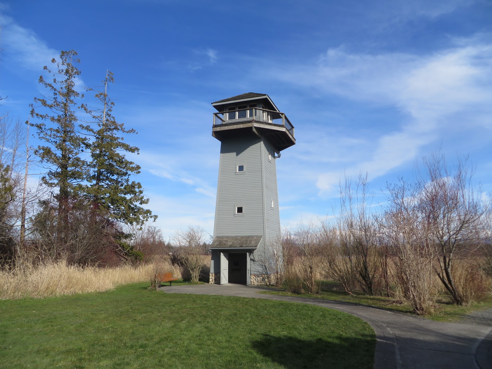 Exploring County & Beyond Tennant Lake Boardwalk Trail